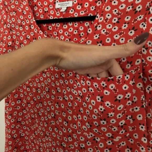 REITMANS floral T-shirt blouse - Picture 4 of 6